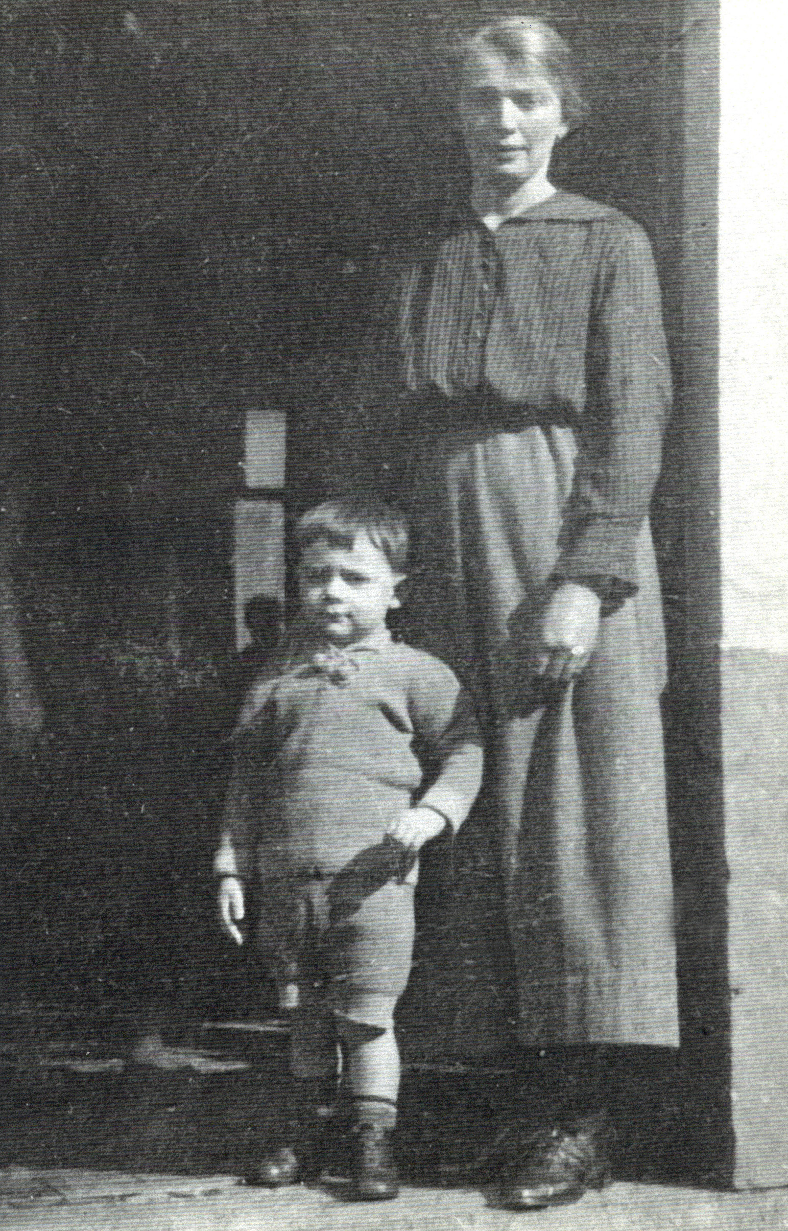 Arthur Grumiaux à 3 ans avec sa maman